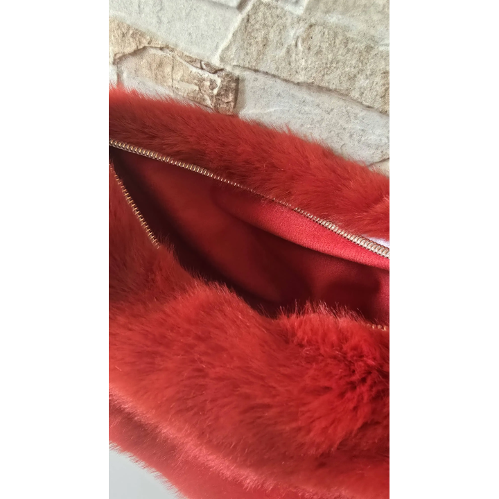 Bolso pelo rojo