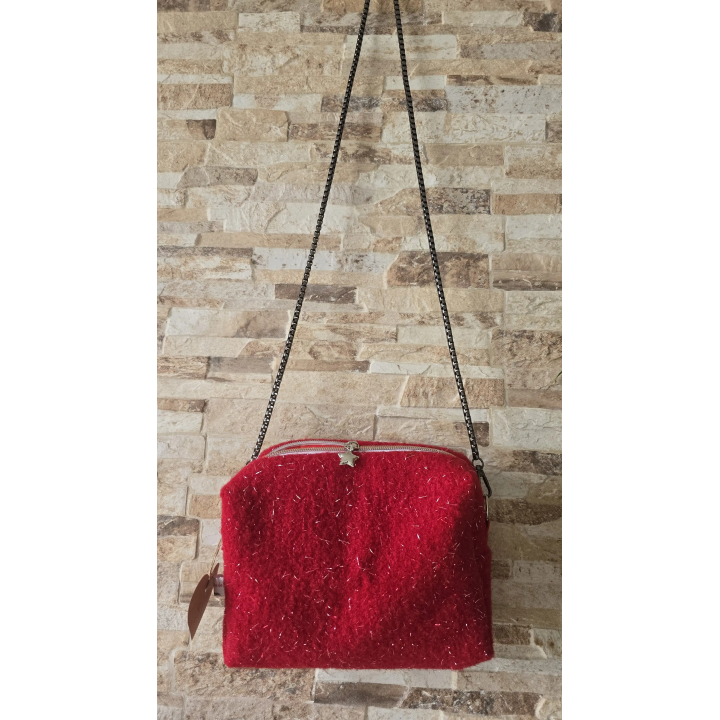 Bolso rojo brillante