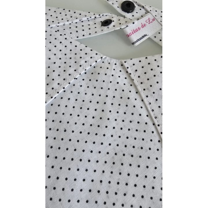 Cuello efecto camisa desmontables