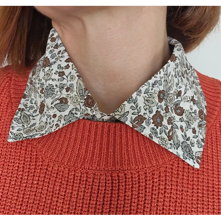 Cuello efecto camisa desmontables