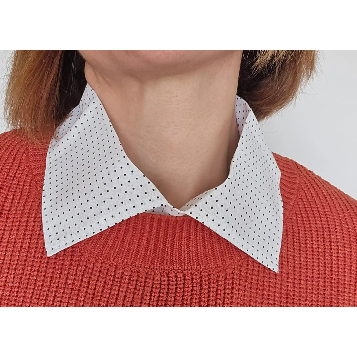 Cuello efecto camisa desmontables