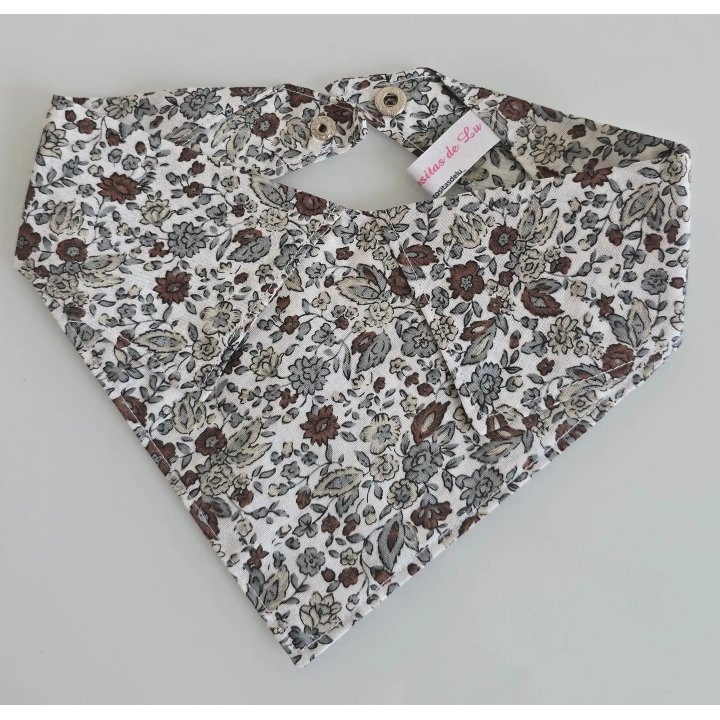 Cuello efecto camisa desmontables